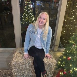 Meet your Posher, Olivia